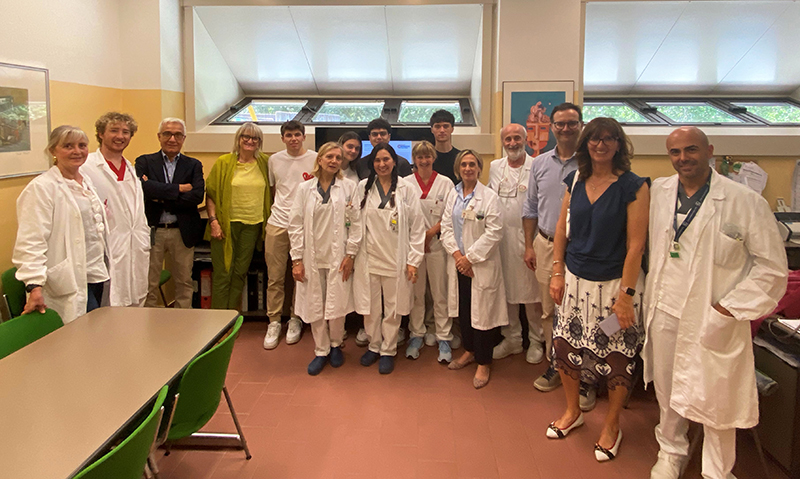 onazione dal Liceo Moro di Reggio Emilia alla Struttura di Medicina Nucleare del Santa Maria Nuova