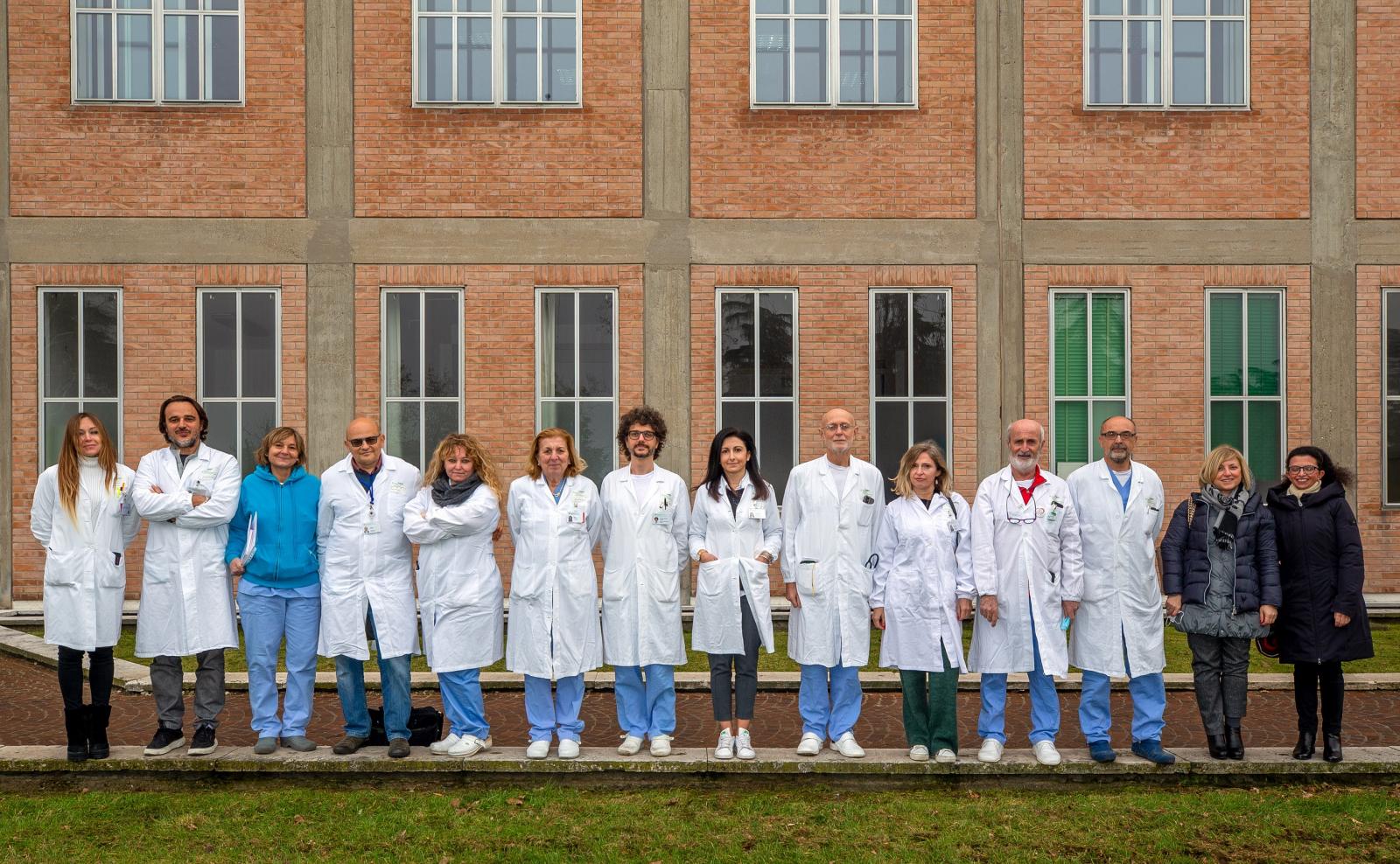 Foto di gruppo di alcuni professionisti